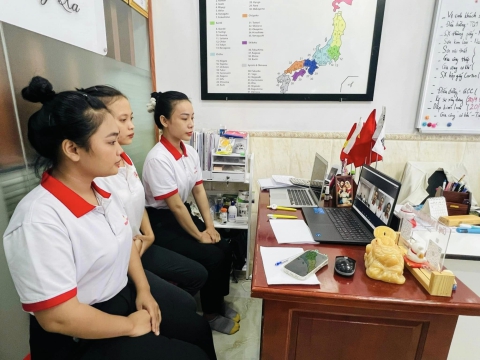 Phỏng vấn đơn khách sạn Nippon Chansu Group