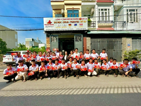 Trung thu 2023 của công ty cùng với học viên Nippon Chansu Group